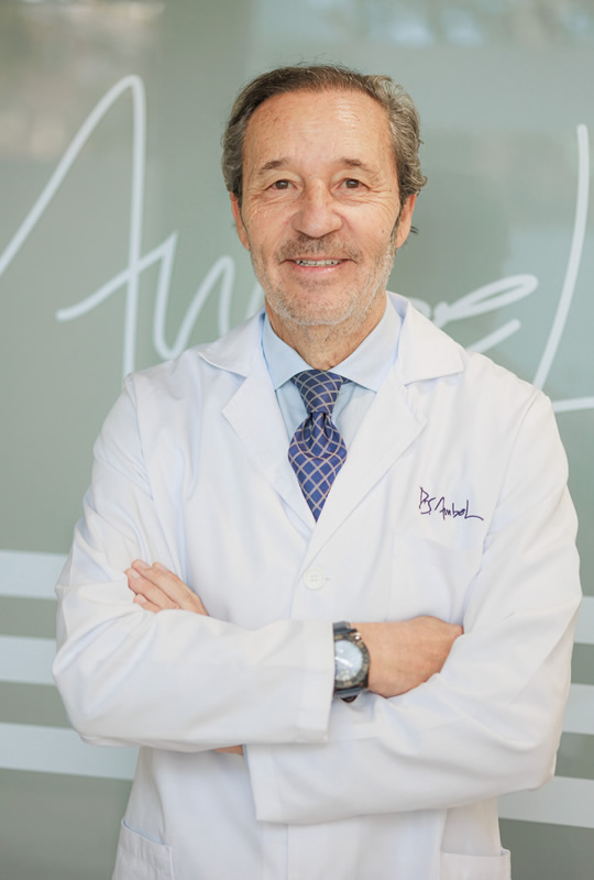 Dr. Juan Luis Ambel Sánchez